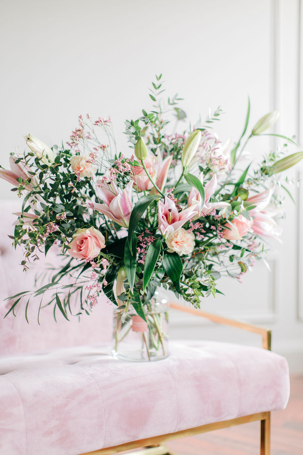 BLUSH PINK LILY BOUQUET